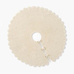 Threshold Studio McGee Scalloped Knit Tree Skirt Cream for Christmas NWOT